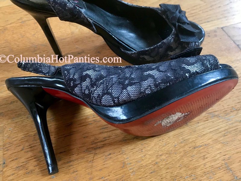 Richa Black Platform Open-Toe Heels - Preview 2