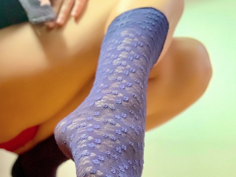 Falke Semi-Sheer Socks - Preview 1